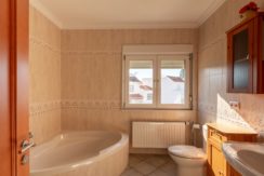 Baños (9)