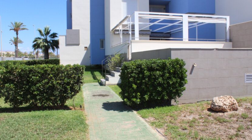 Jardin y Terrazas (6)