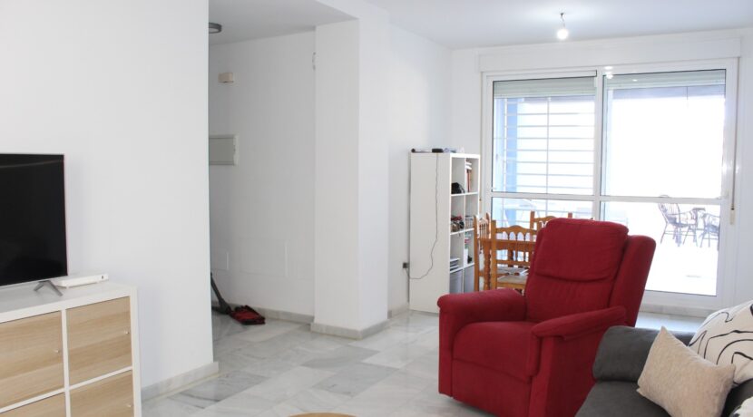 Vivienda y garaje (16)