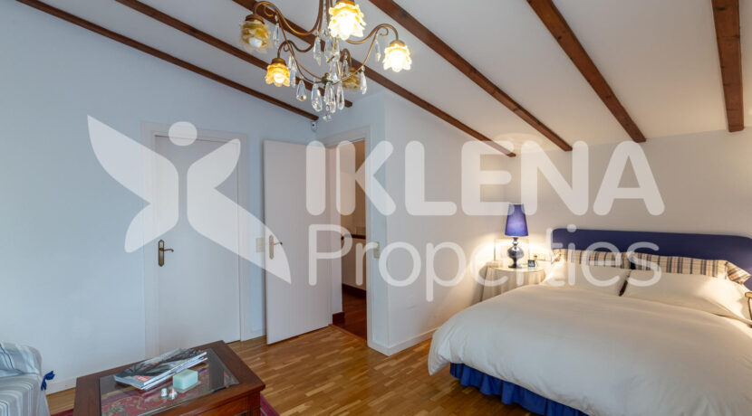 Chalet Paseo Central (49)